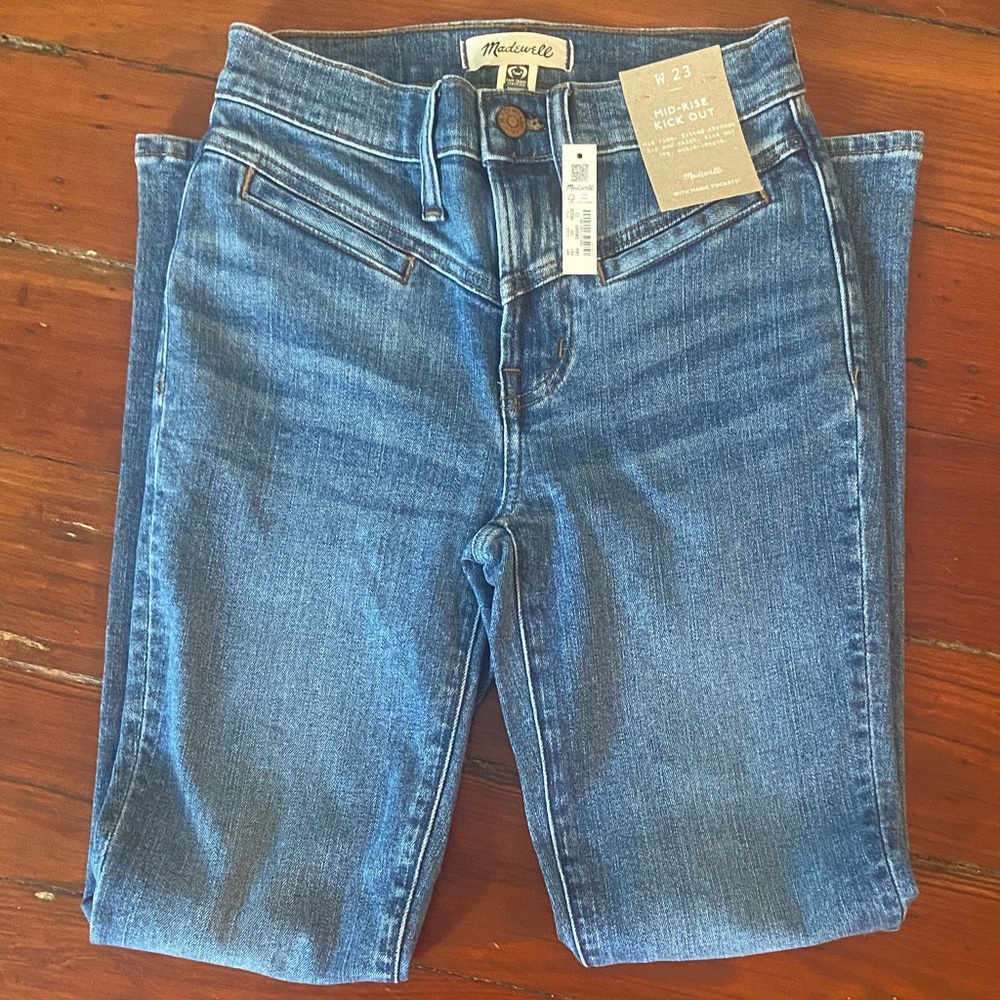 Madewell High-Rise Kick-Out Jeans in Medium Blue Wash